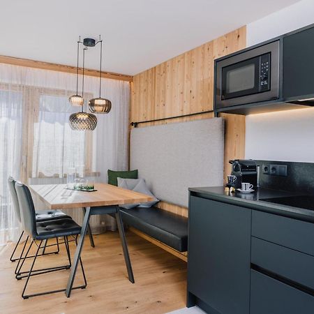 Alpinlounge Raetia Appartements Ішгль Екстер'єр фото