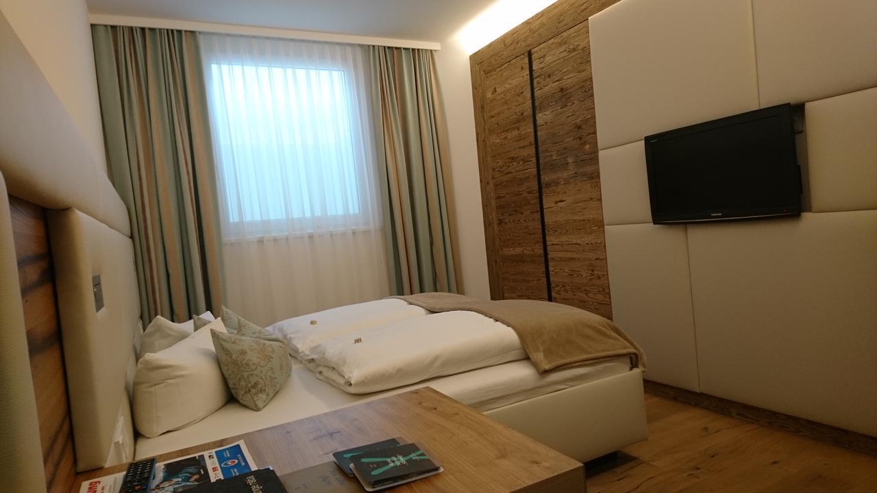 Alpinlounge Raetia Appartements Ішгль Екстер'єр фото