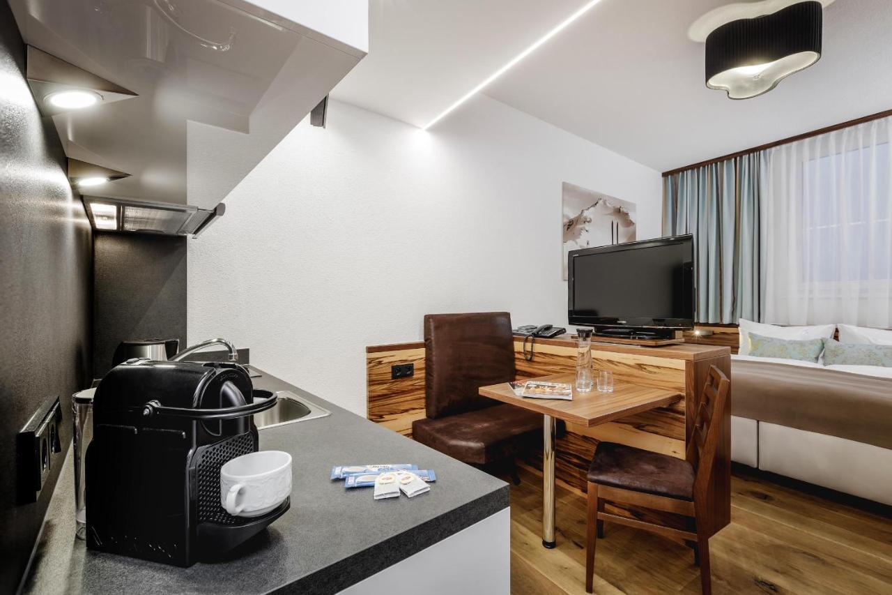 Alpinlounge Raetia Appartements Ішгль Екстер'єр фото